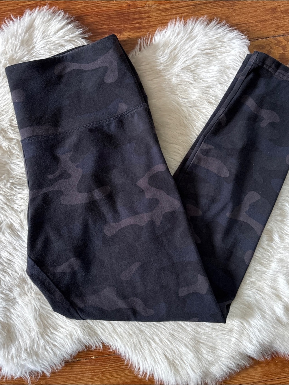Natural Reflections Black & Grey Camo Leggings